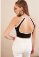 Kadın Siyah Sırtı Açık Kontrast Crop Bluz EY3118