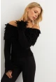 Kadın Siyah Yakası Sakallı Madonna Bluz KZ542