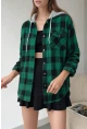 Kadın Yeşil Kapüşonlu Oversize Cepli Düğmeli Ekose Gömlek Ceket