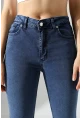 Toparlayıcı Yüksek Bel Dar Paça Jean
